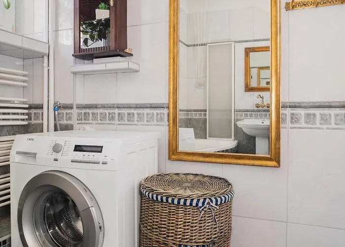 Totu Abrahama 72 * Gdynia